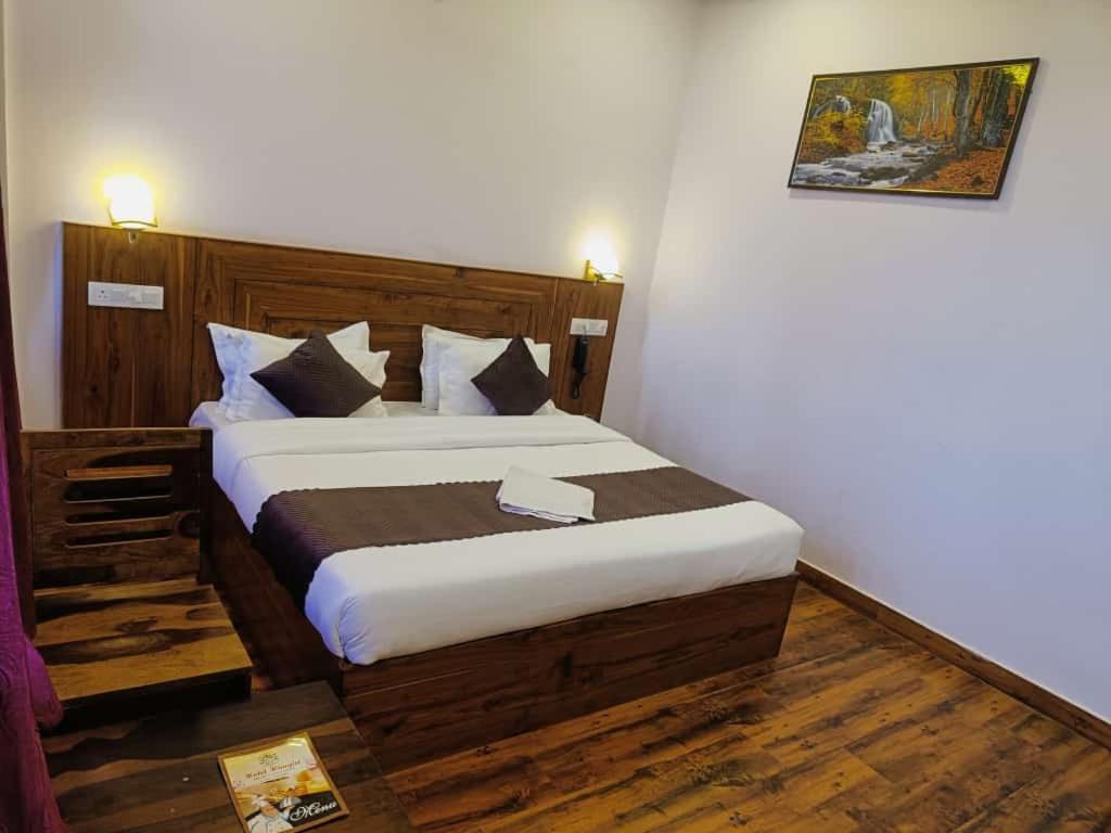 Hotel Kasauli View Cafe Restaurant Open Terrace Mountain View Екстер'єр фото