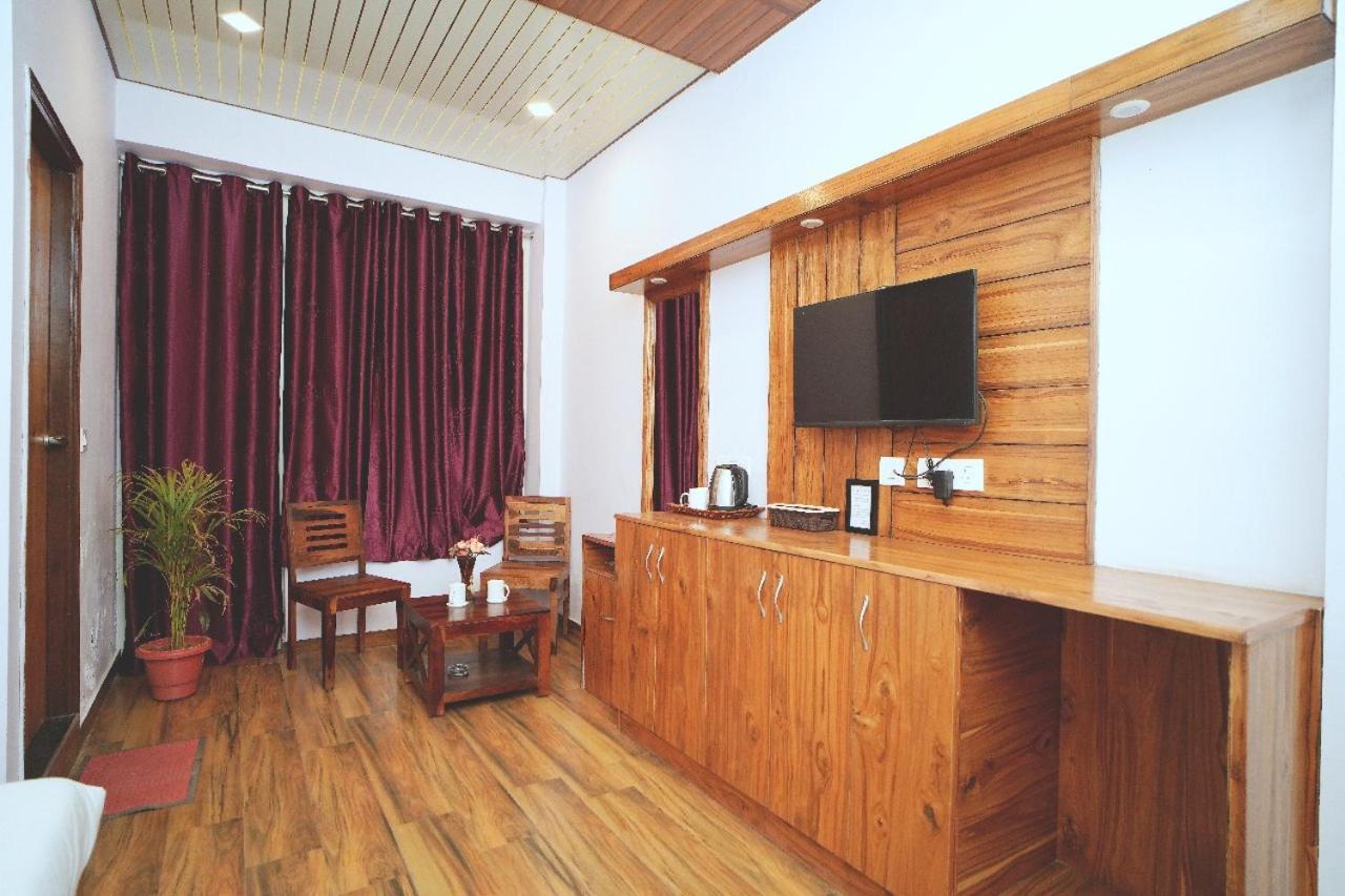 Hotel Kasauli View Cafe Restaurant Open Terrace Mountain View Екстер'єр фото